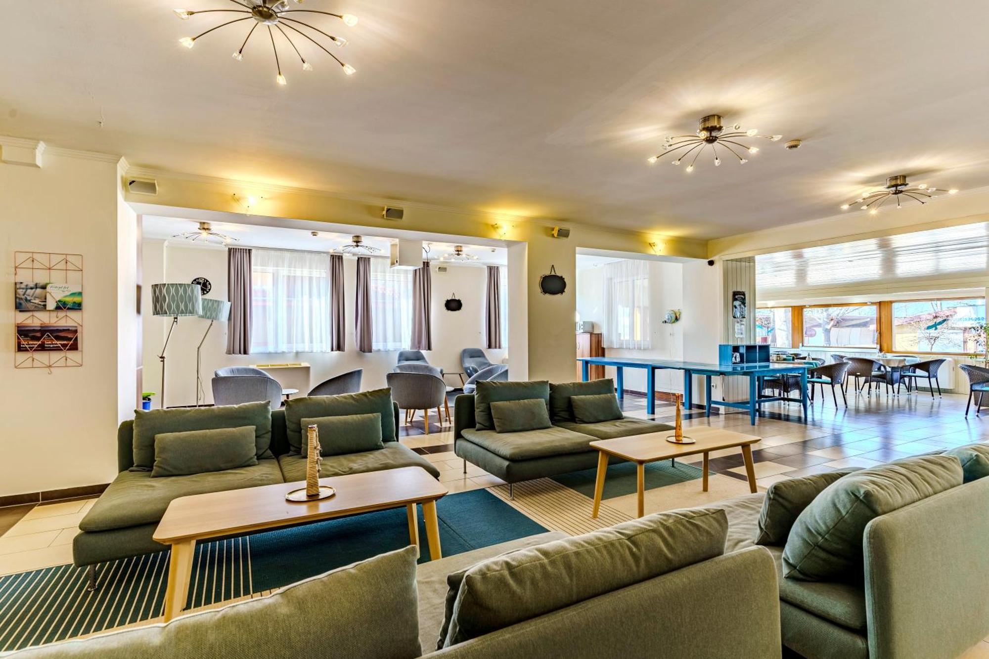 Balaton Colors Beach Hotel Siófok Exteriör bild