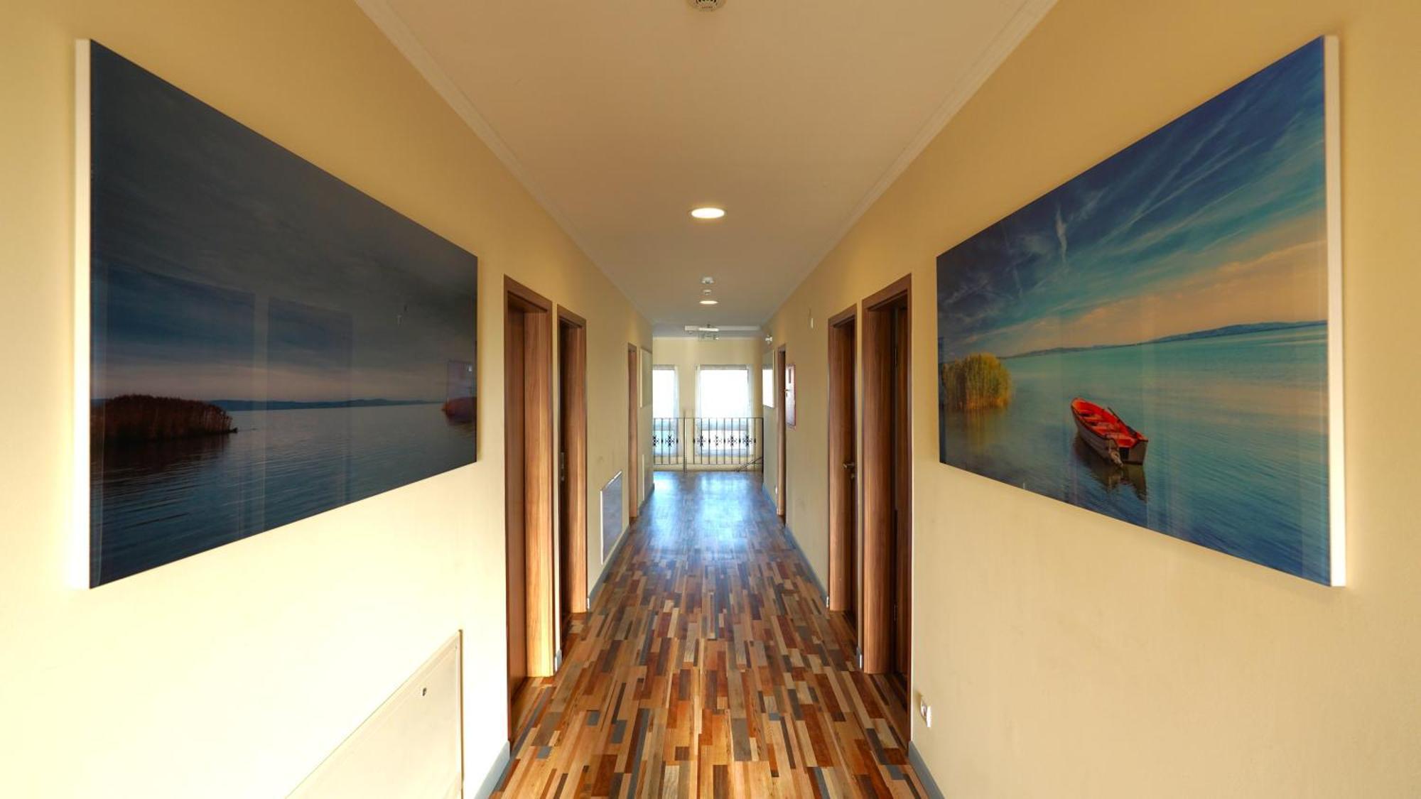 Balaton Colors Beach Hotel Siófok Exteriör bild